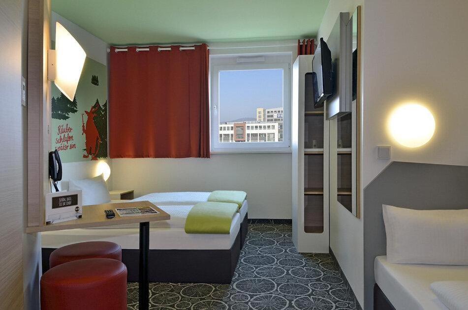 B&B Hotel Aschaffenburg Отель