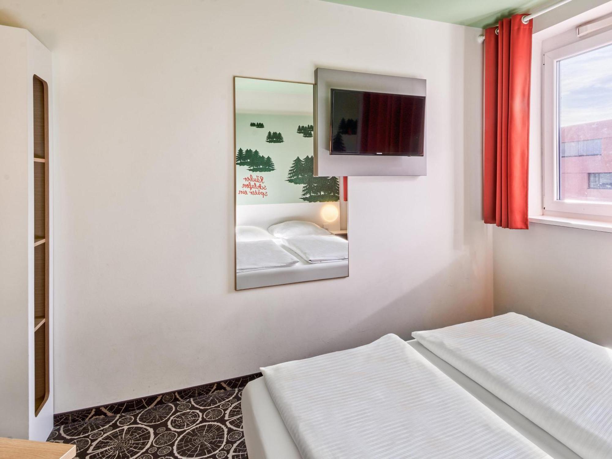 Отель B&B Hotel Aschaffenburg 3*