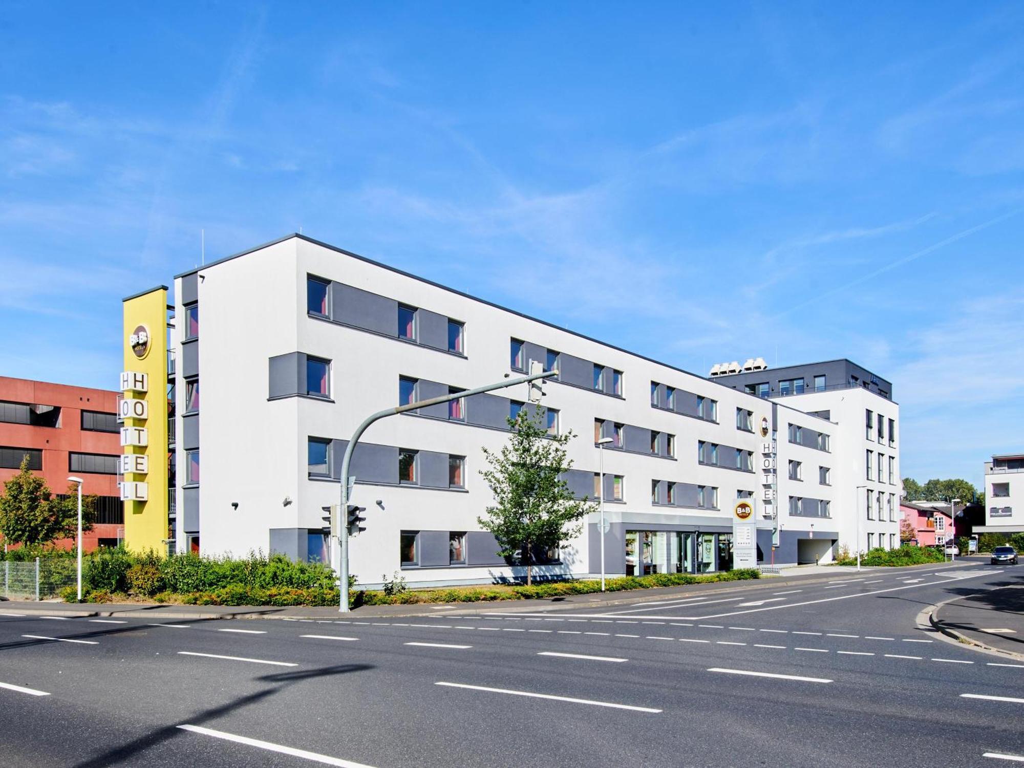 Отель B&B Hotel Aschaffenburg 3*